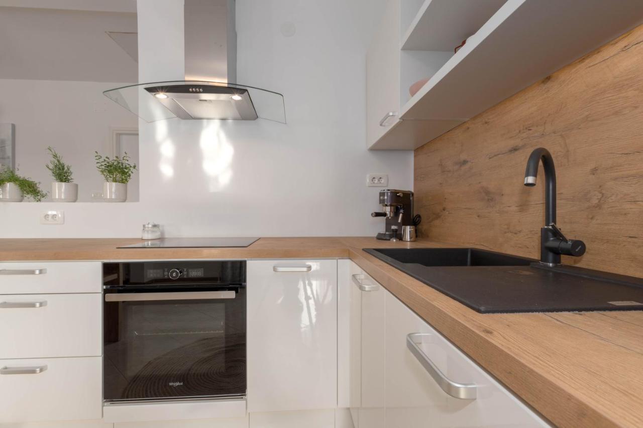 Newly Renovated Holiday Apartment Sirius Porec Luaran gambar